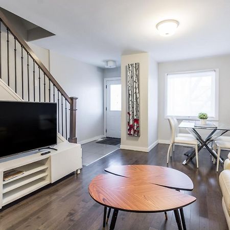 Spacious 3 Bdrm Home Near Downtown Ottawa Luaran gambar